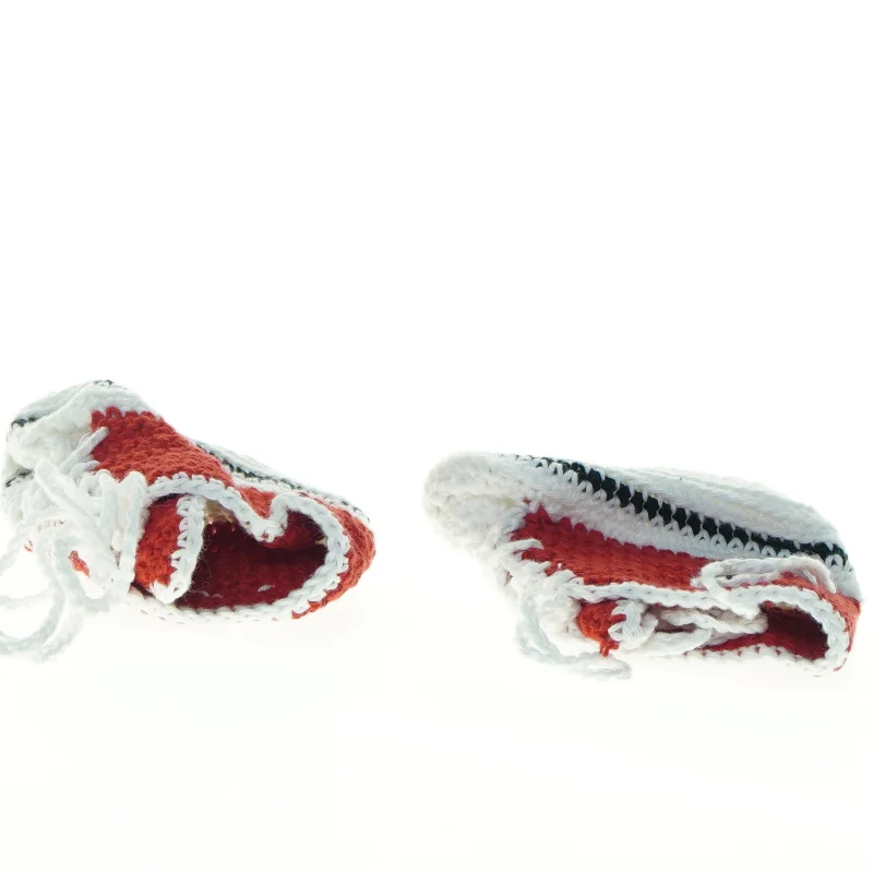 Hæklede babyfutter (str. Udvendig sål 9 cm)
