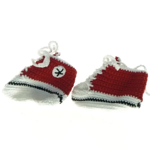 Hæklede babyfutter (str. Udvendig sål 9 cm)