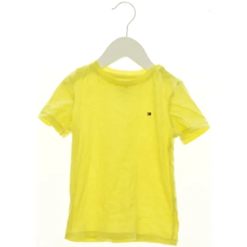 T-Shirt fra Tommy Hilfiger (str. 92 cm)