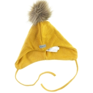 Strikhue med pelskvast fra Racing Kids (str. 68)