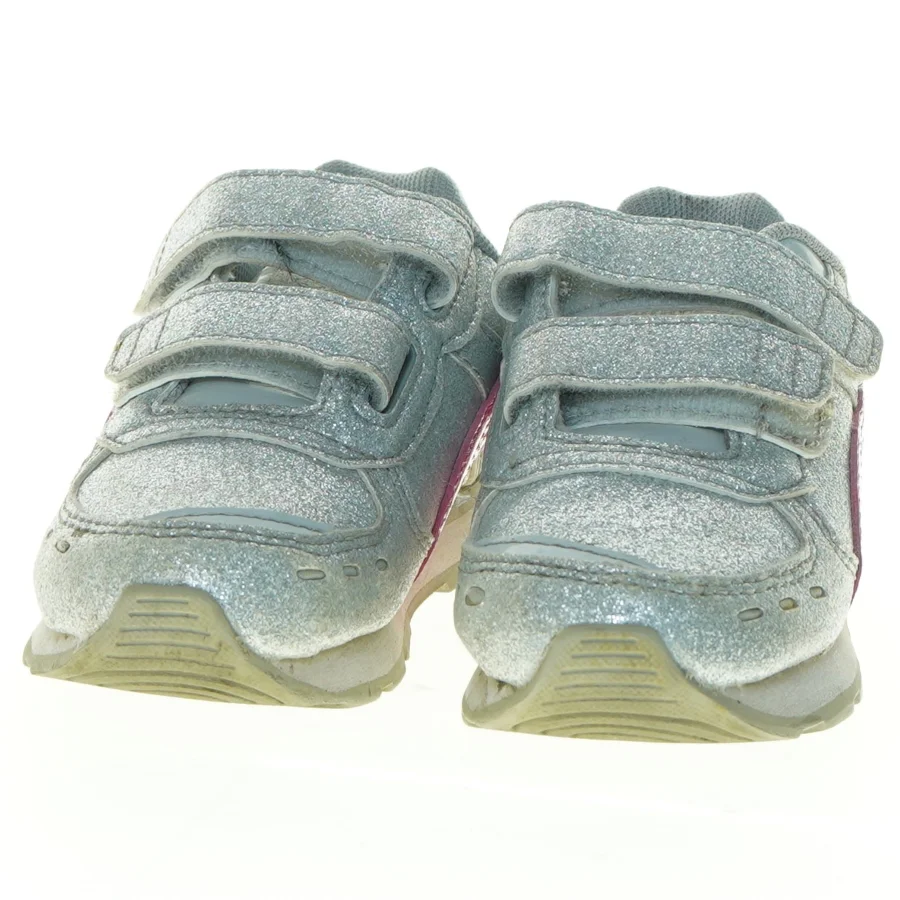 Sølvfarvede sneakers med lyserøde detaljer fra Puma (str. 22)