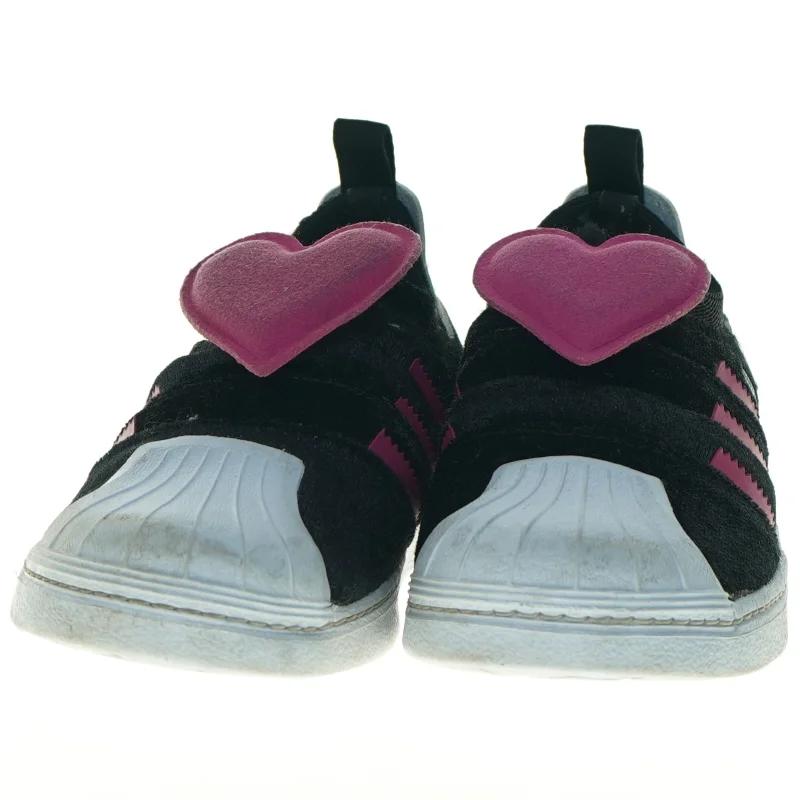  Superstar børnesko fra Adidas (str. 25)