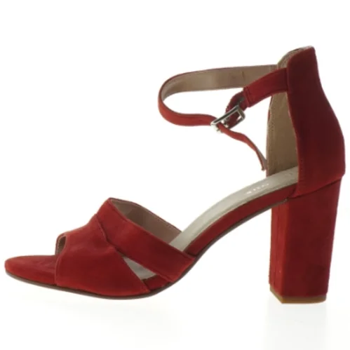 Røde sandaler (str. 39 ) fra Pier One
