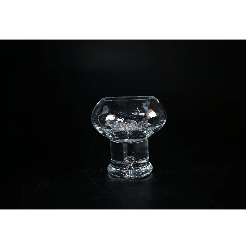 Glas vase med dekotrative glassten (str. 14 x 14 cm)