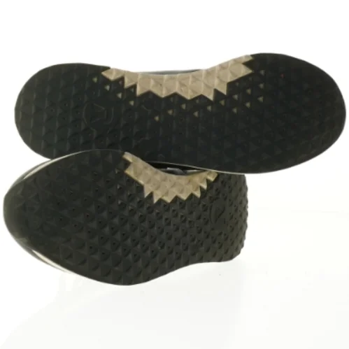 Sorte sneakers