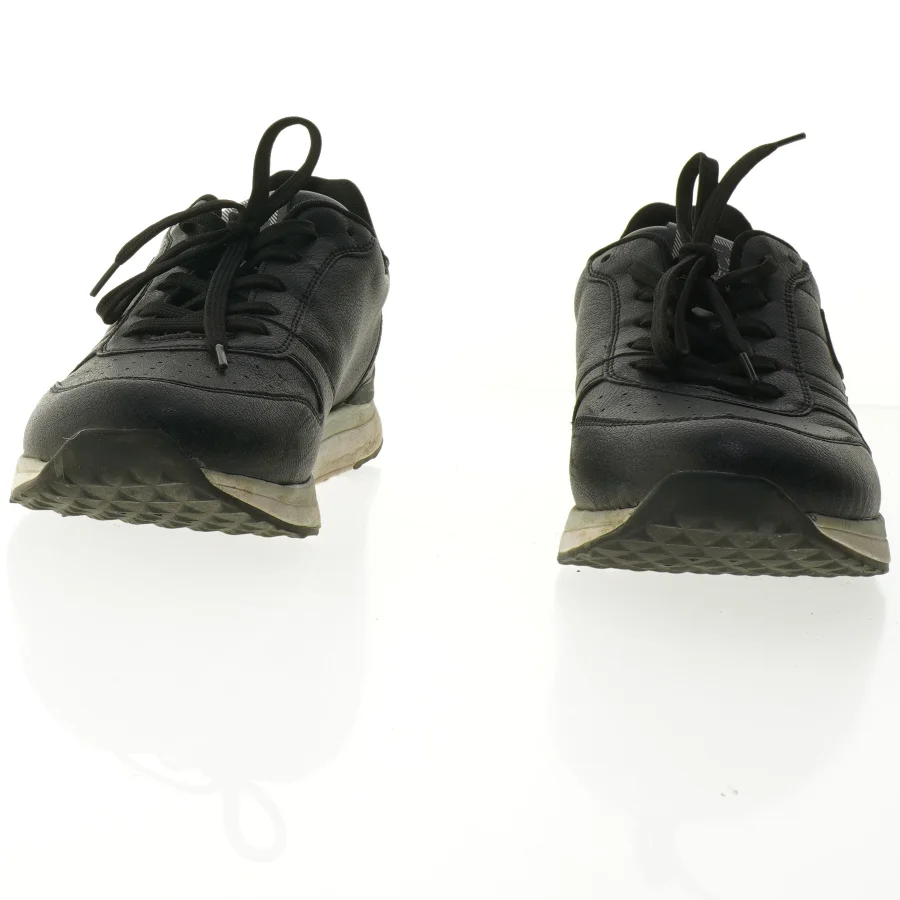 Sorte sneakers