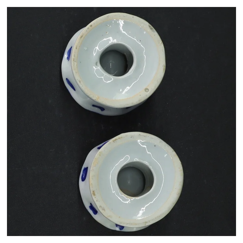 Porcelænsstager (str. H. 6 cm)