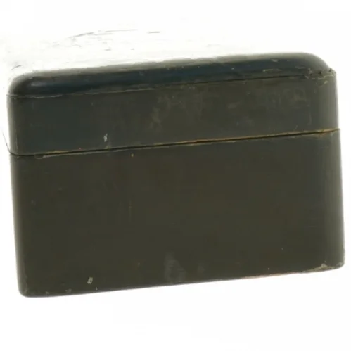 Vintage trææske med præget dekoration (str. 20 x 14,5 x 9 cm)