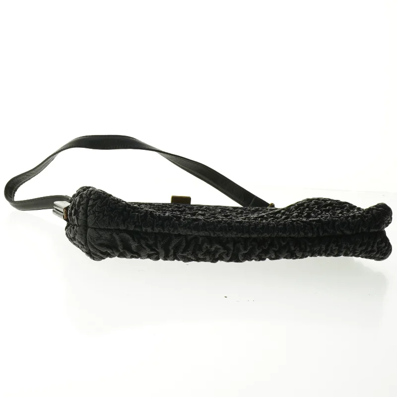 Sort aftenclutch fra Bon Gout (str. 18 x 28 cm)