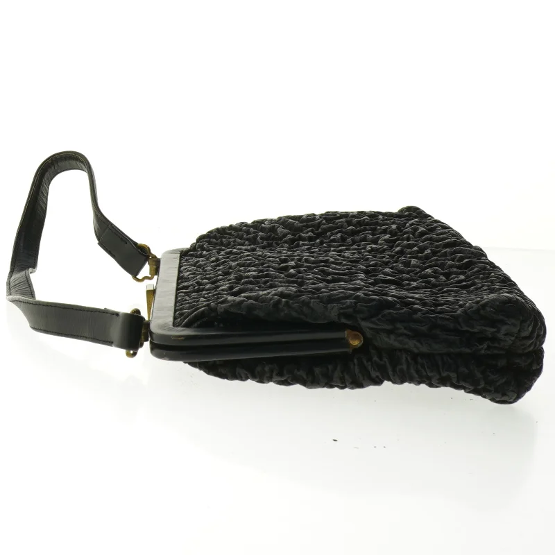 Sort aftenclutch fra Bon Gout (str. 18 x 28 cm)