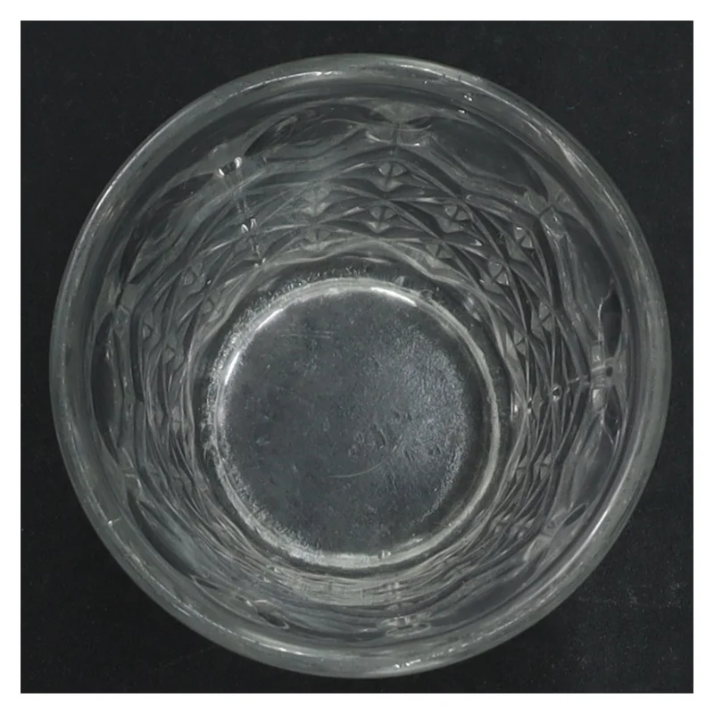 Gl. Drikkeglas (str. H. 10 cm. ø 8 cm)