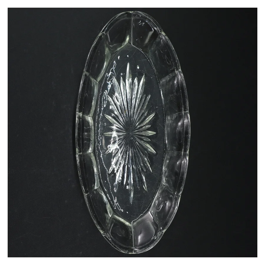 Gl. Glasfad (str. 27 x. 13 cm)