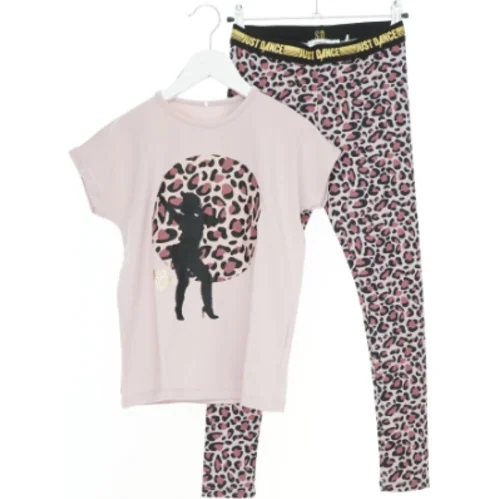 Sæt med T-shirt og leggings fra Name It (str. 122)