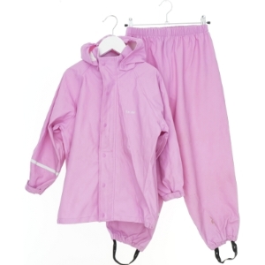 Lyserødt regnsæt fra Celavi (str. 122)