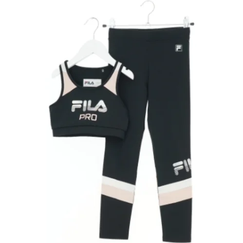 Træningssæt fra FILA (str. 122)