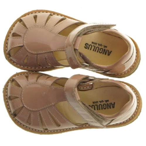 Barnesandaler i læder fra Angulus (str. 23 )