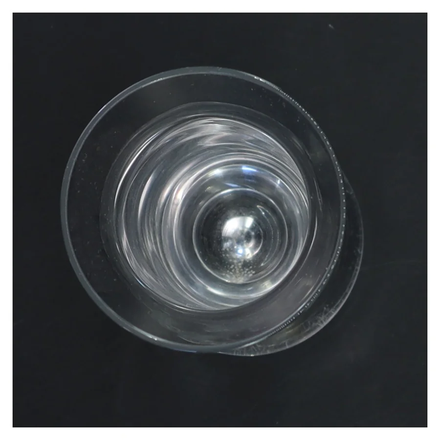 Glasvase (str. Ø 6 cm længde 20 cm)