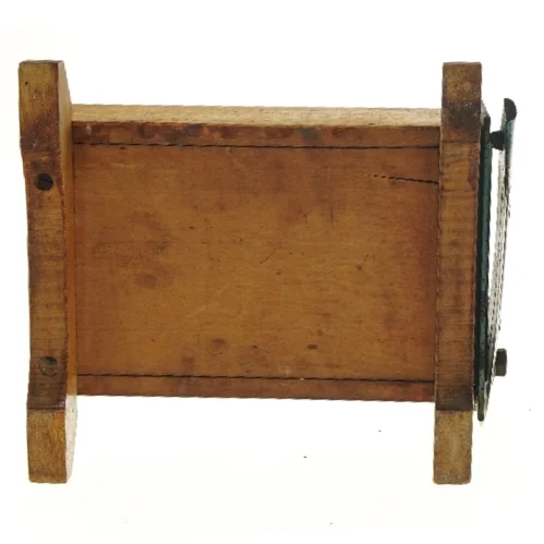 Brødskærer fra Raadvad (str. 25x24x21 cm)