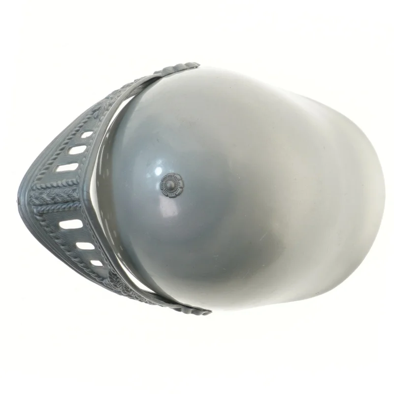 Ridderhjelm i plast (str. 21 cm)