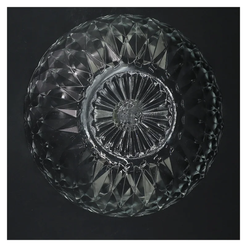 Glas skål med diamantmønster (str. Ø 20 cm)