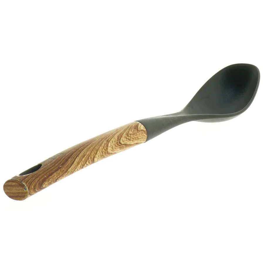 Køkkenredskaber i silikone og bambus