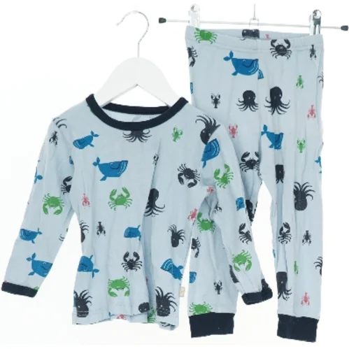 Nattøj fra 808 (str. 86)