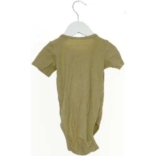 Grøn kortærmet bodystocking fra VRS (str. 86)