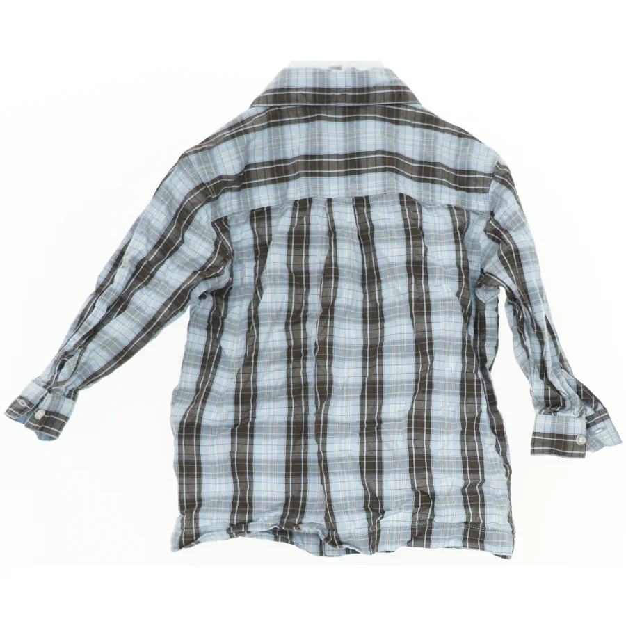 Langærmet ternet skjorte fra Mads & Mette (str. 92)