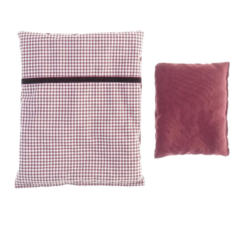 Pude sæt i bordeaux og ternet mønster (str. 26 x. 21 cm. 15 x. 12 cm)
