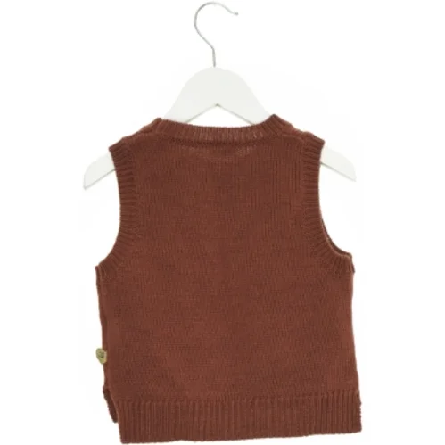 Vest fra Pomp de Lux (str. 104 cm)