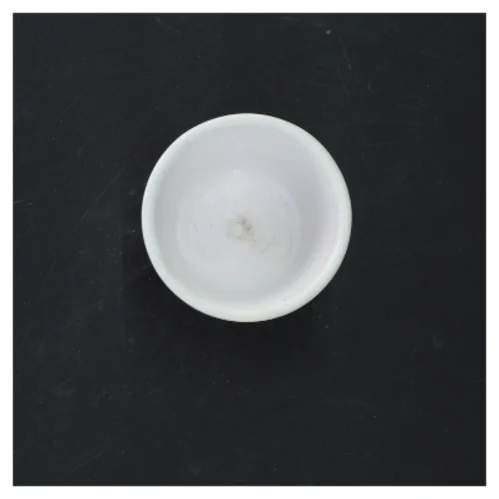 Lille hvid vase (str. 6x7 cm)