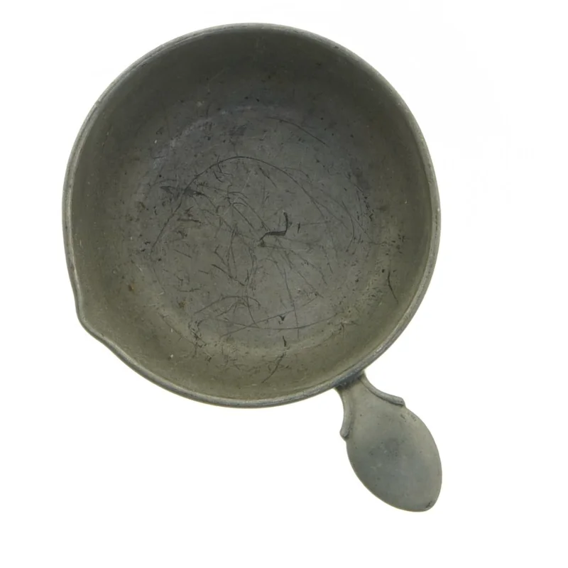 Lille tin skål med tud fra Just (str. Ø 9 cm)