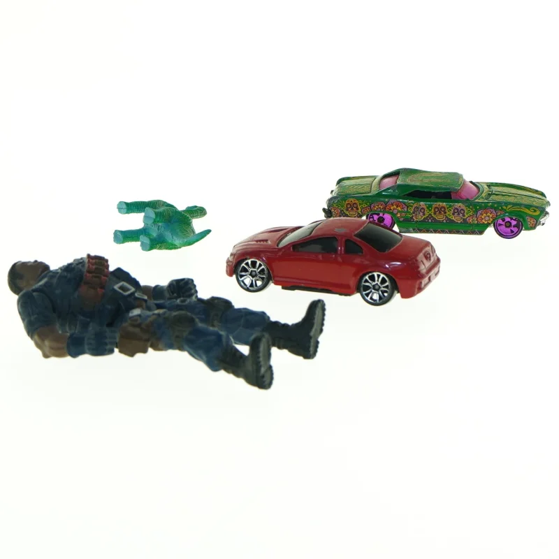 Legetøjsbiler og actionfigur (str. 10 x 5 cm til 7 x, 2 cm)