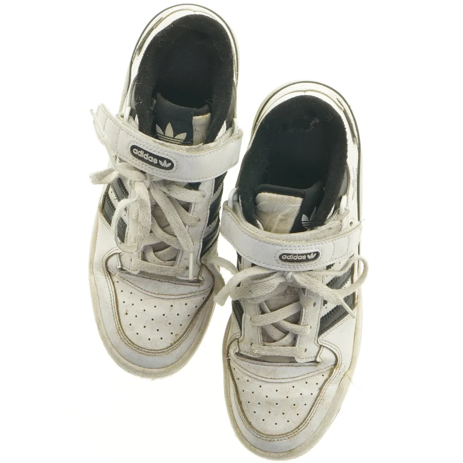 Adidas Sneakers (str. 40)