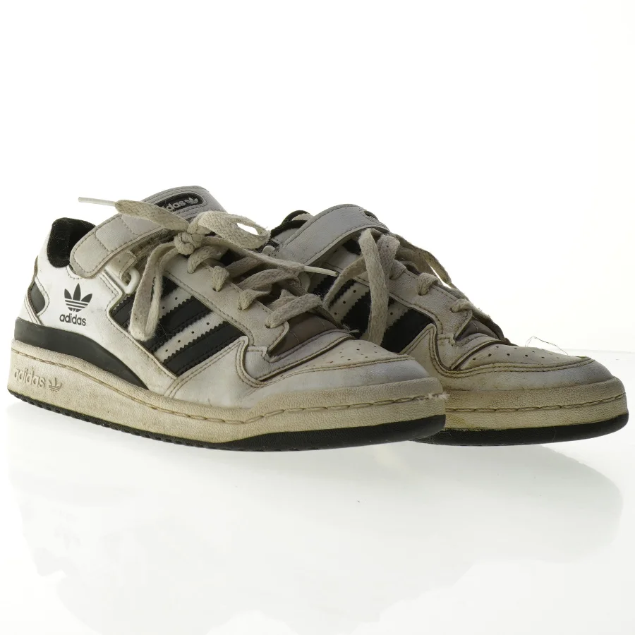 Adidas Sneakers (str. 40)