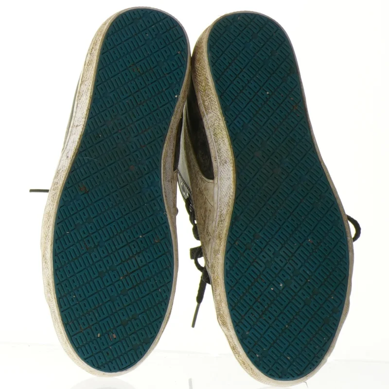 Sorte sneakers (str. 36)