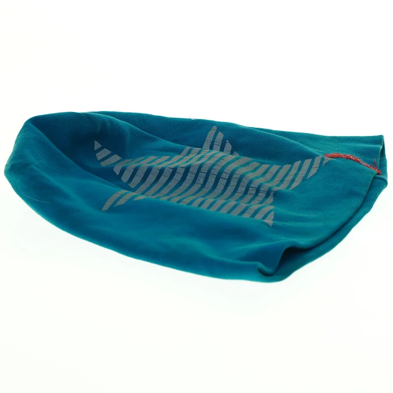 Blå børnehue med stjerneprint fra Name it (str. 49 til 50)