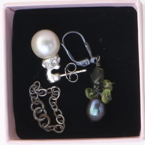 Øreringe med perler og kæde (str. 2-4 cm)