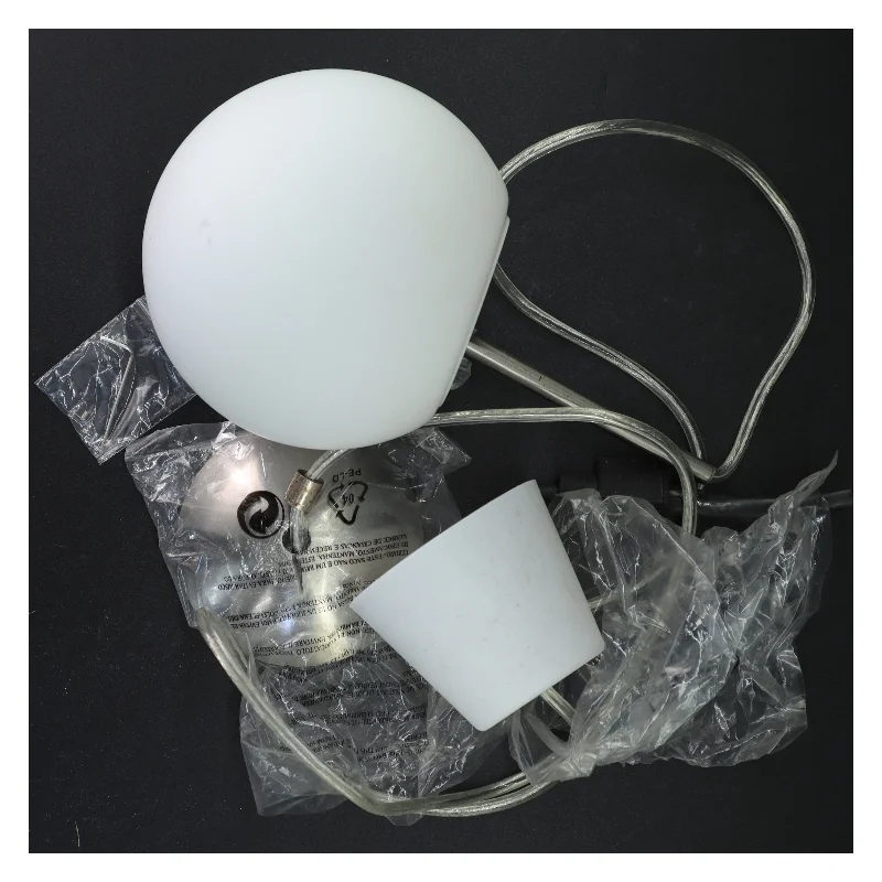 Lampe med rund skærm fra Nordlux (str. 13. x 12 cm)