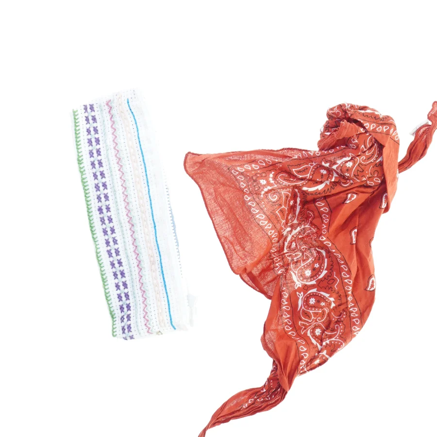 Penalhus og bandana (str. 26 cm)