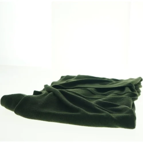 Grønt sjal af mærket Izi (str. 78,5 x, 103 cm)