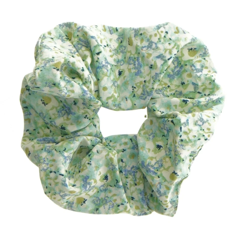 Hårscrunchie med blomstermønster (str. Ø 12 cm)
