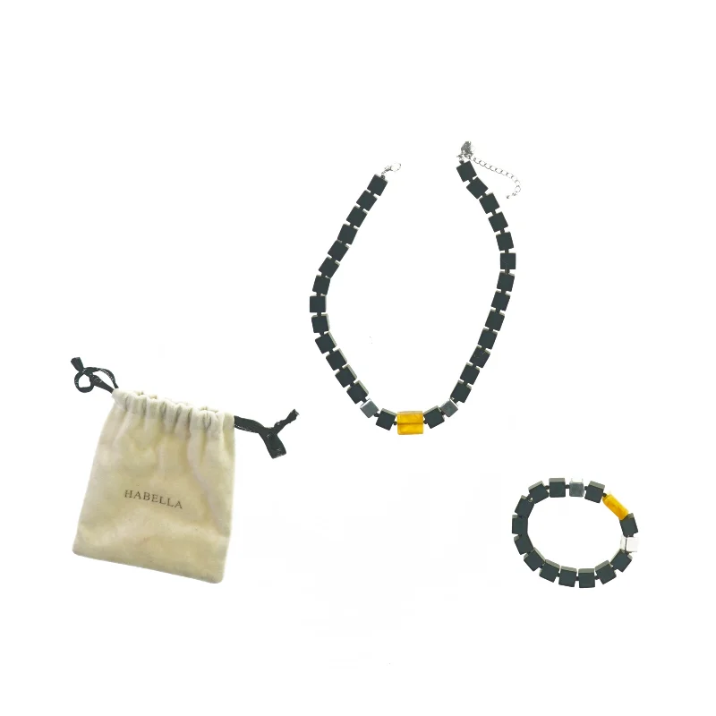 Halskæde og armbånd fra Harbella (str. 40 cm og 10 cm)
