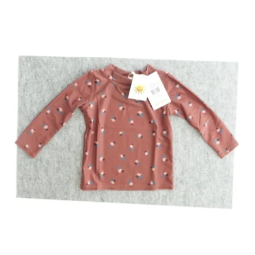 Soltrøje fra Soft Gallery