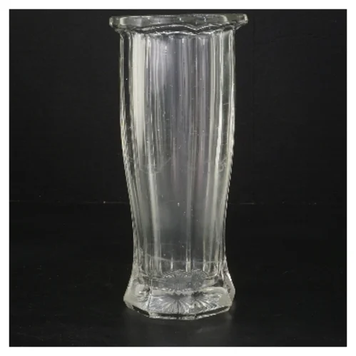 Gammel Glasvase (str. 22 cm)