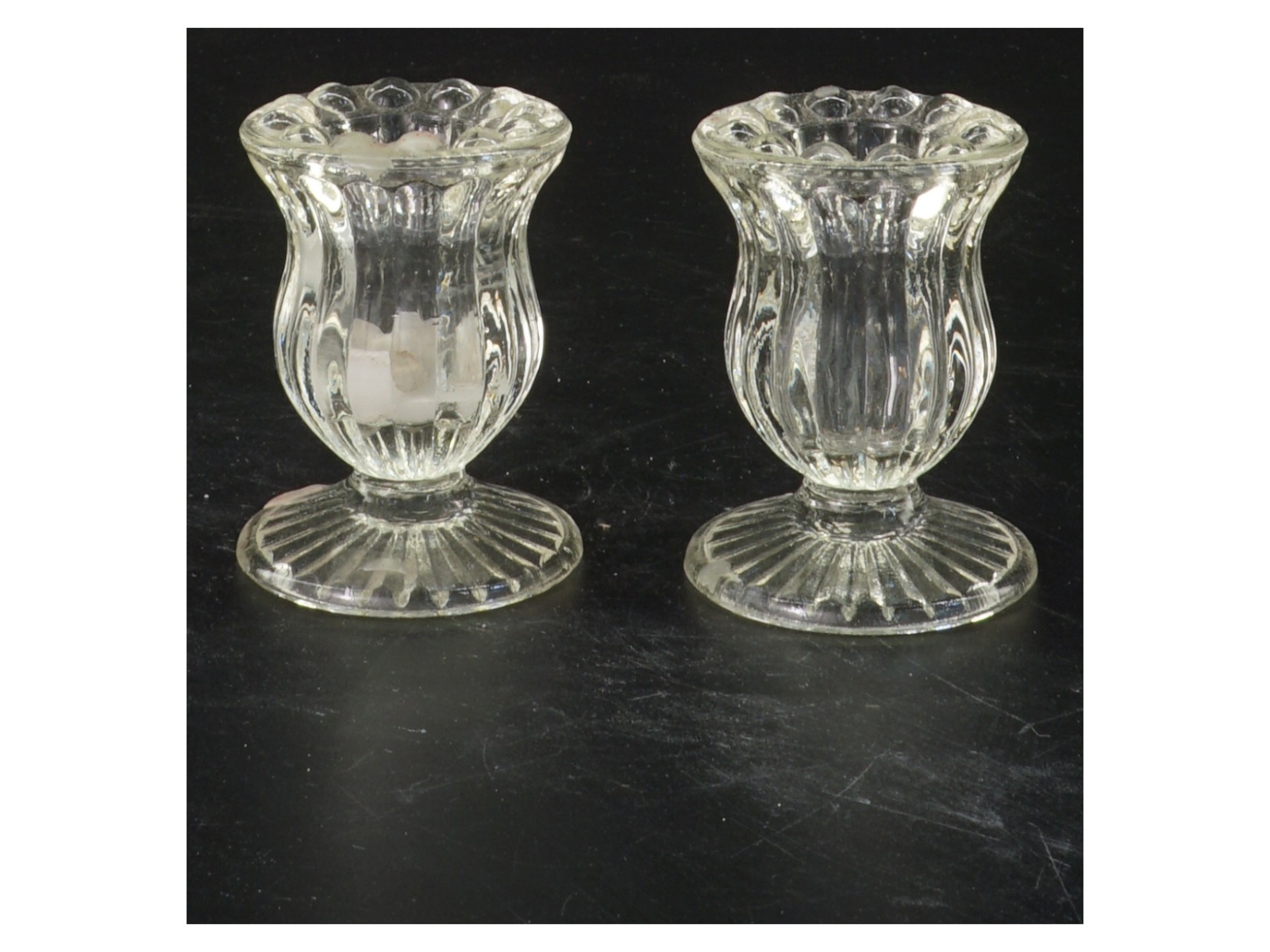 Glas lysestager (str. 6 cm x 4 ø cm)