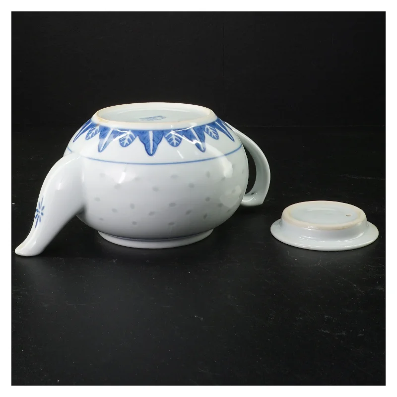 Porcelænsteapot med blåt mønster (str. Ø 14 cm)