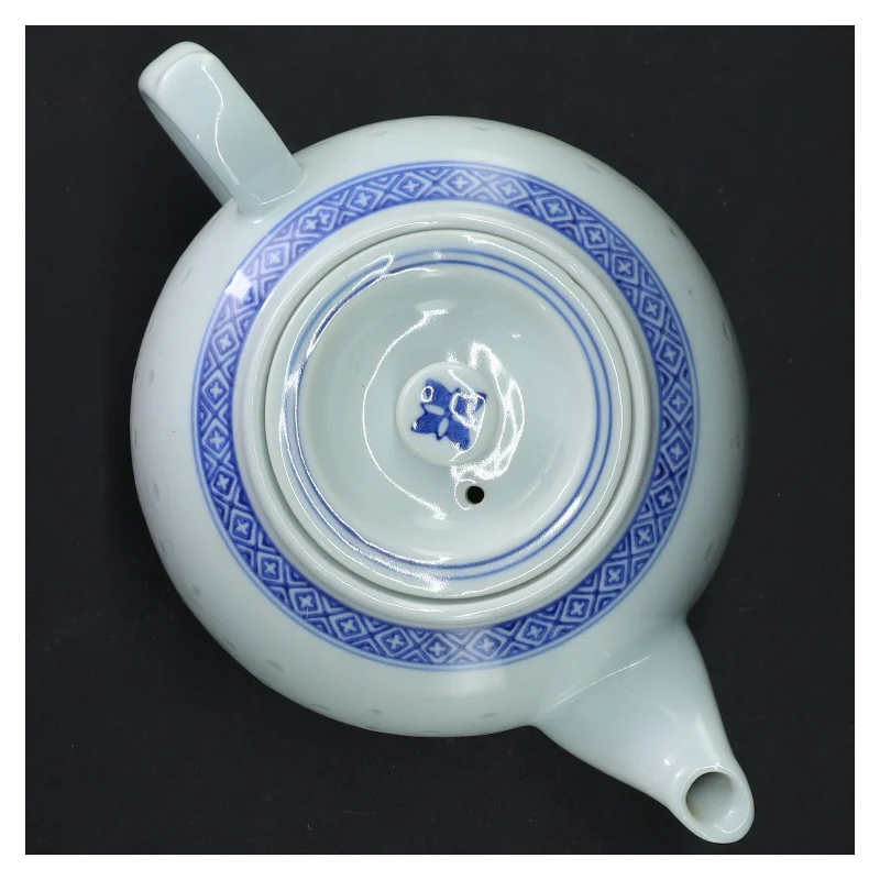 Porcelænsteapot med blåt mønster (str. Ø 14 cm)