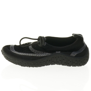 Sorte badesko fra Beck (str. 25)