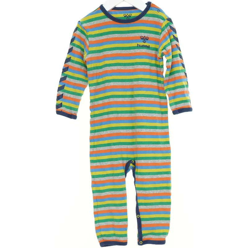 Hummel heldragt str. 92 cm)